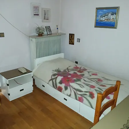 Οικογενειακο διαμερισμα στα Τρικαλα Апартаменты Трикала